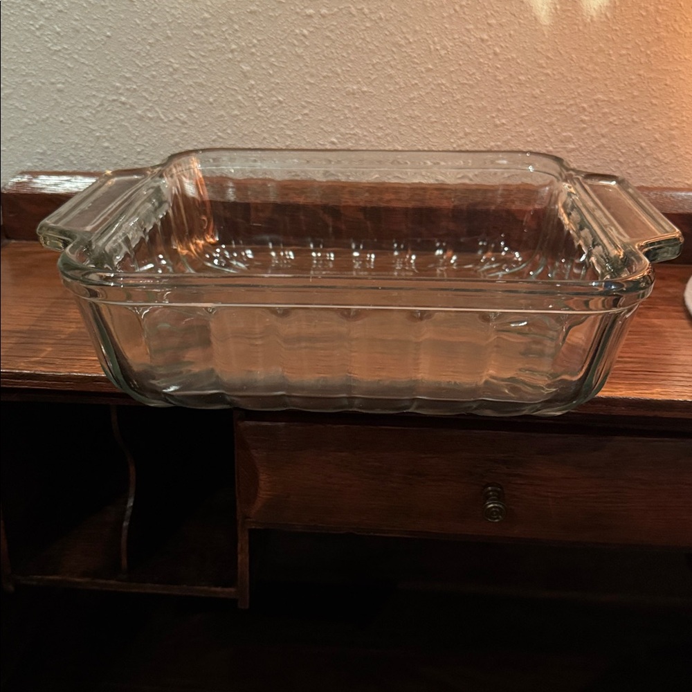 VTG Anchor Hocking 8”x8”Clear Glass Baking Dish Microwave, Oven, Dishwasher Safe - Picture 4 of 6